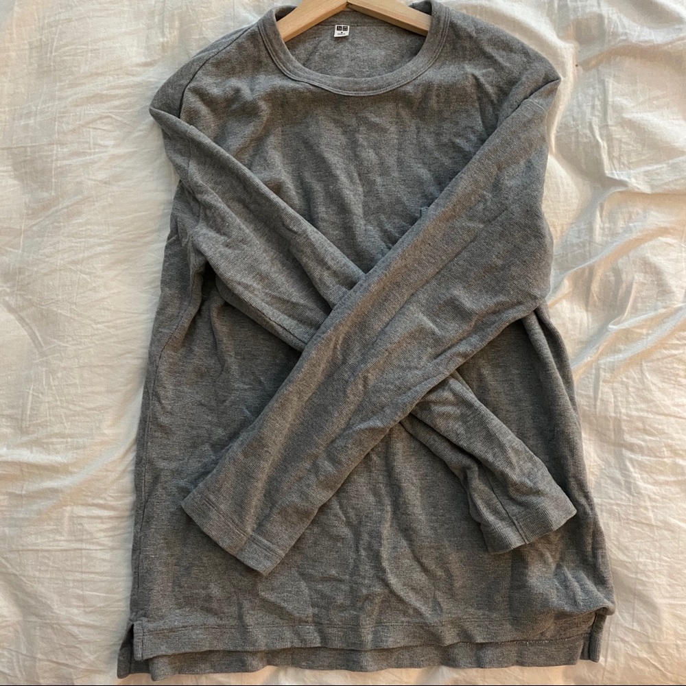 Tops - Picture 2 of 2